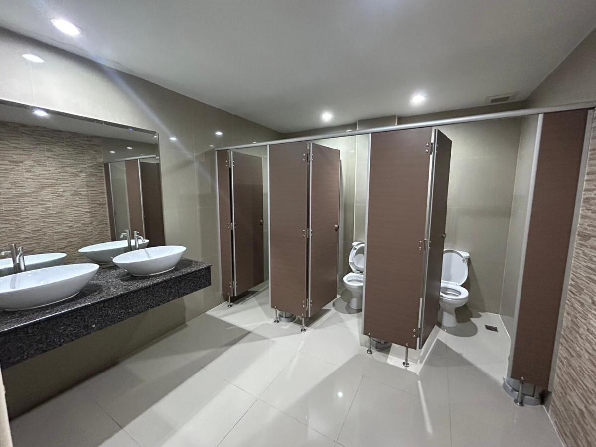 Bordin Hotel Убонратчатхани Экстерьер фото